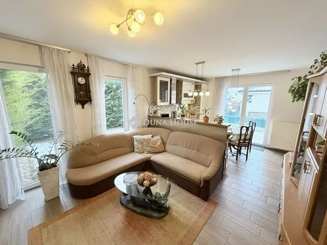 Eladó ház Budapest XVII. kerület, Rákoshegy 112 nm