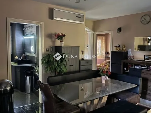 Eladó lakás Budapest X. kerület, Felsőrákos 190 nm