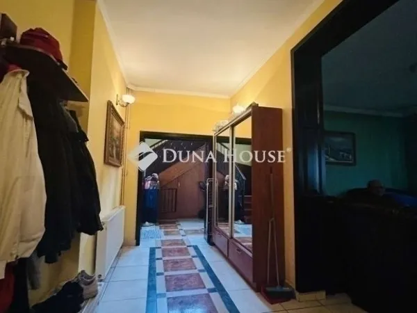 Eladó ház Gyál 180 nm