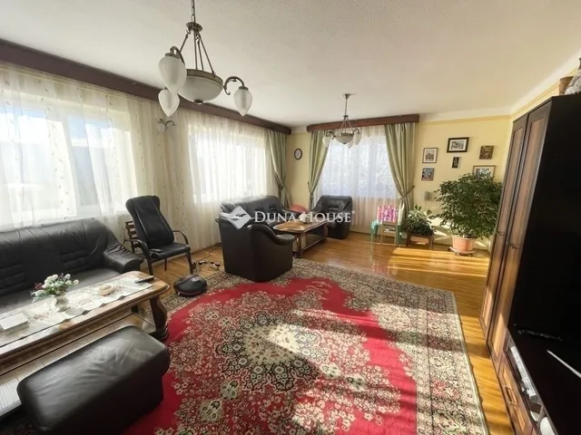 Eladó ház Budapest XVII. kerület 186 nm