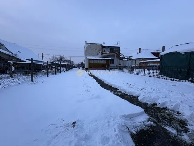 Eladó ház Gyál 67 nm