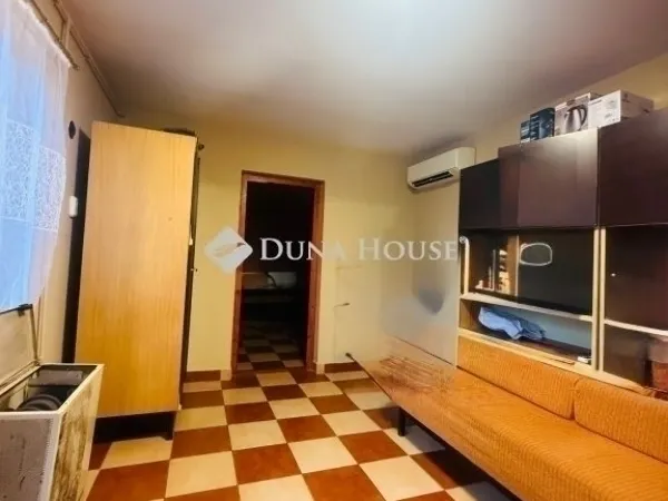 Eladó ház Vecsés 127 nm