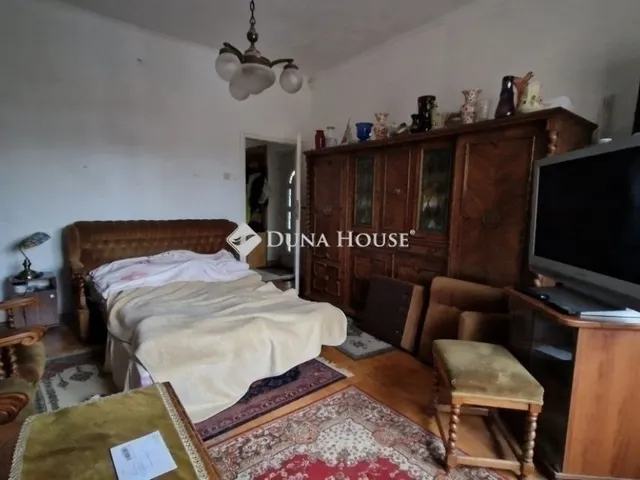 Eladó ház Budapest XVIII. kerület, Szemeretelep 110 nm