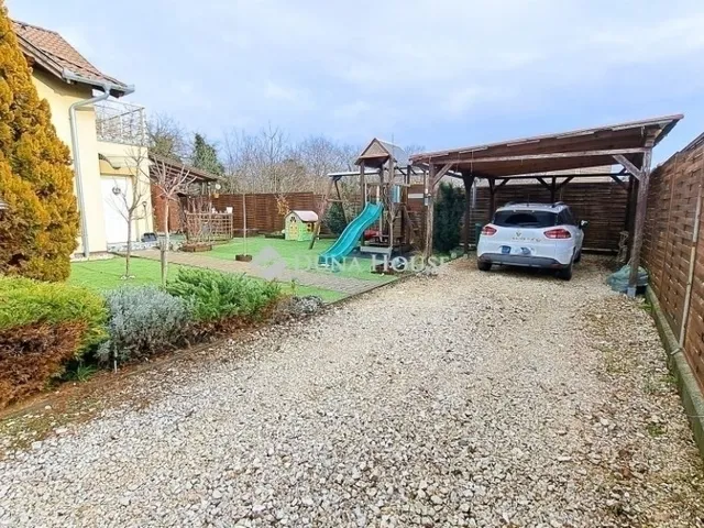 Eladó lakás Gyömrő 92 nm