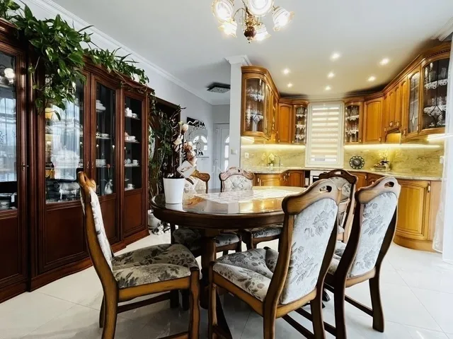 Eladó ház Monor 190 nm