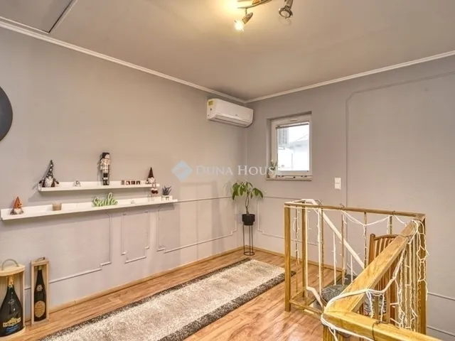 Eladó lakás Üllő 97 nm