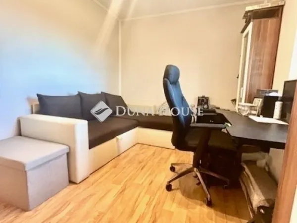 Eladó lakás Üllő 97 nm