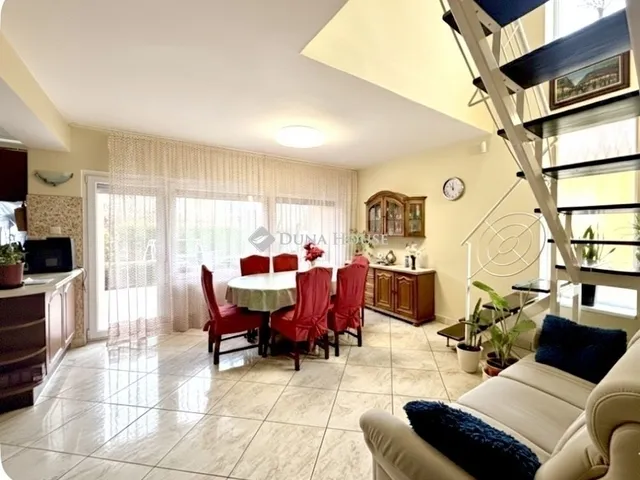 Eladó ház Budapest XVIII. kerület, Ganztelep 176 nm