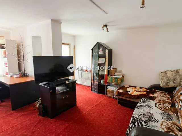 Eladó ház Felsőpakony 191 nm