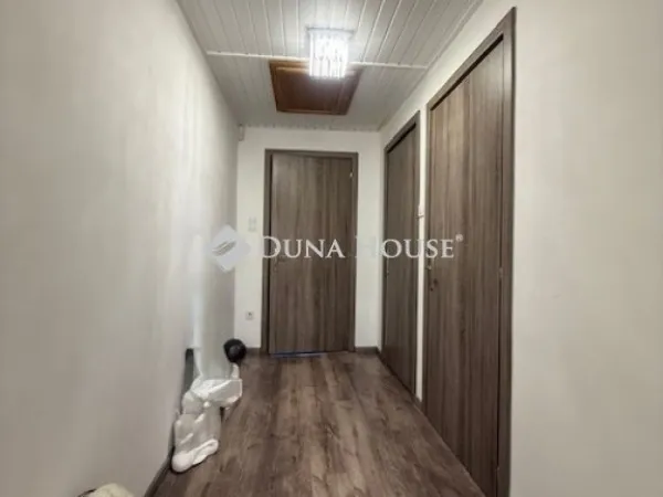 Eladó ház Vecsés 143 nm