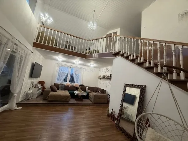 Eladó ház Vecsés 143 nm