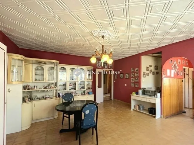 Eladó ház Ócsa 188 nm