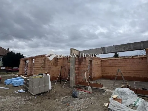 Eladó ház Vecsés 160 nm