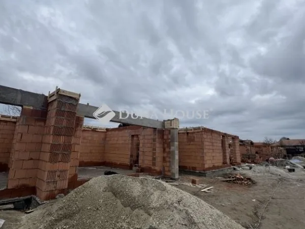 Eladó ház Vecsés 160 nm