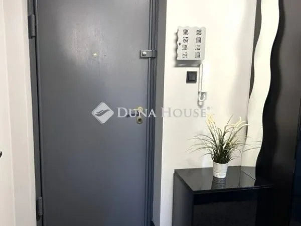 Eladó lakás Budapest XVIII. kerület, Alacskai úti lakótelep 47 nm