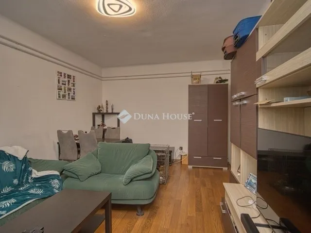 Eladó lakás Budapest XXI. kerület 70 nm