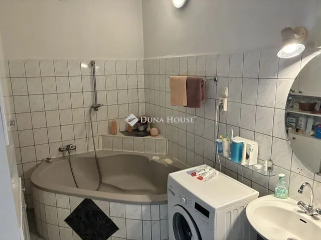 Eladó ház Budapest XVIII. kerület 100 nm