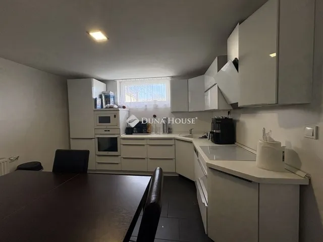 Eladó ház Gyál 177 nm