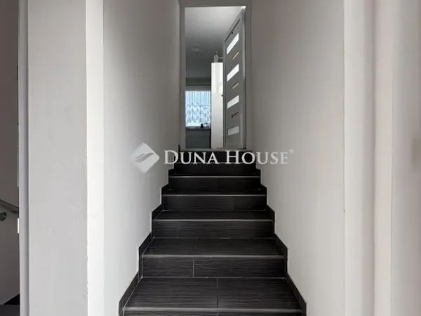 Eladó ház Gyál 177 nm