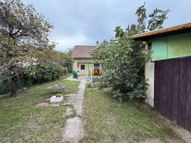 Eladó ház Budapest XVIII. kerület, Kossuth Ferenc-telep 80 nm