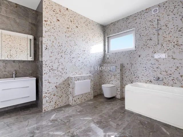 Eladó ház Budapest XXIII. kerület, Soroksár-Újtelep 201 nm