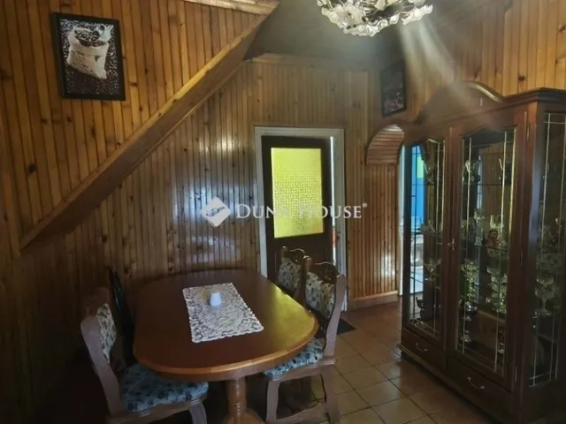 Eladó ház Ócsa 204 nm