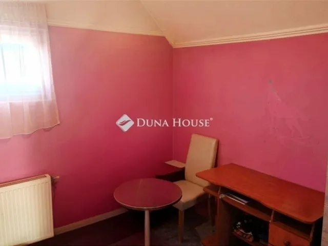 Eladó ház Ócsa 204 nm