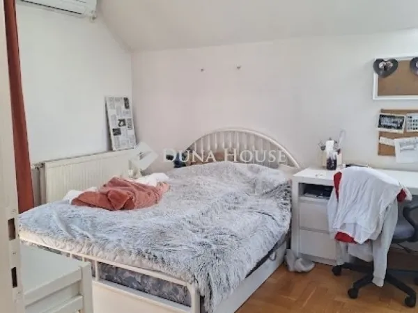 Eladó ház Budapest XVIII. kerület 300 nm