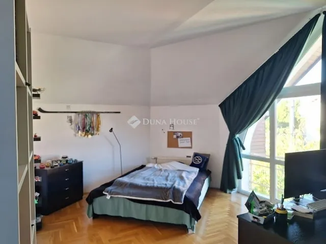 Eladó ház Budapest XVIII. kerület 300 nm