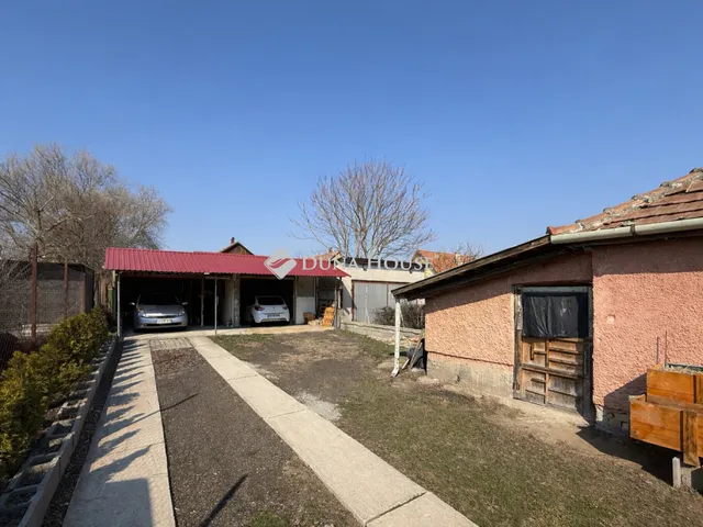 Eladó ház Felsőpakony 89 nm