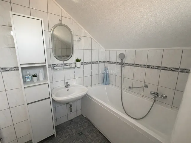 Eladó ház Felsőpakony 89 nm