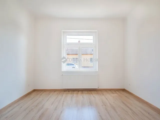 Eladó ház Budapest XVIII. kerület 70 nm