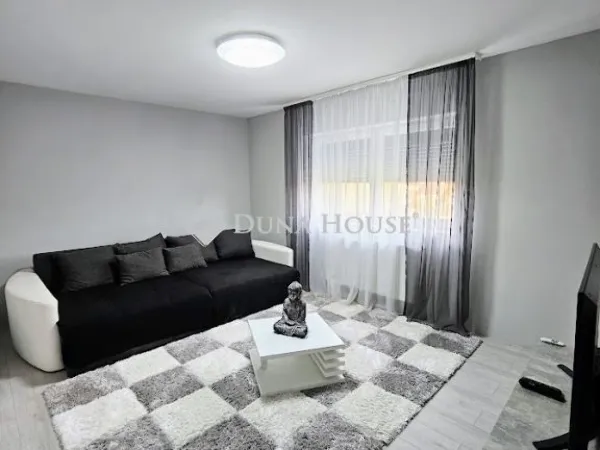 Eladó ház Szigethalom 200 nm