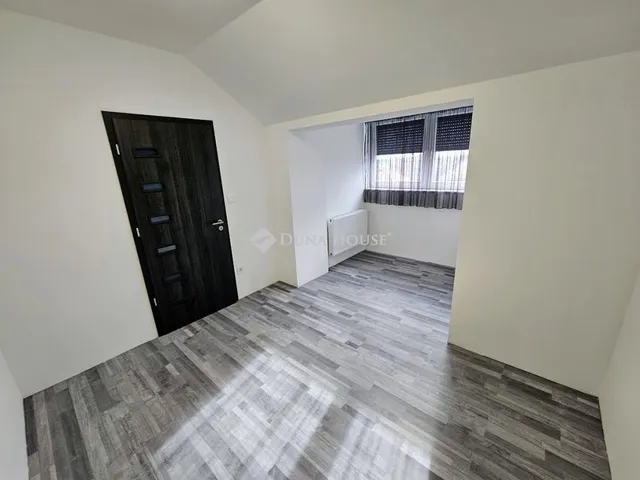 Eladó ház Szigethalom 200 nm