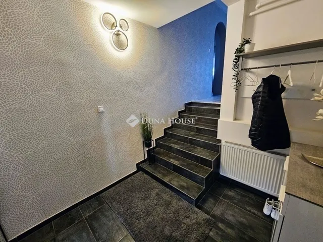 Eladó ház Szigethalom 200 nm