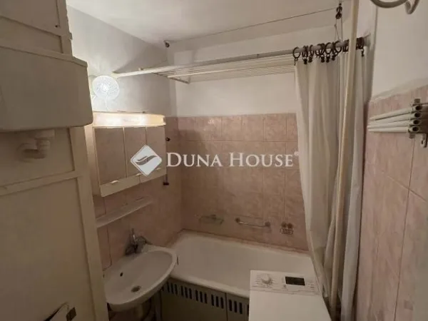 Eladó lakás Budapest XVIII. kerület, Havanna lakótelep 35 nm