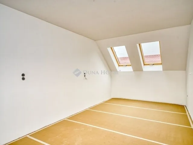 Eladó ház Budapest XVIII. kerület, Kossuth Ferenc-telep 130 nm