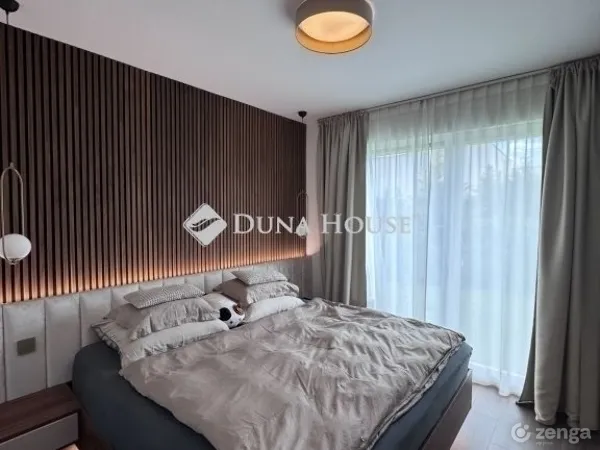 Eladó ház Budapest XVIII. kerület, Almáskert 164 nm