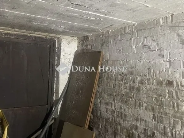 Eladó ház Ecser 30 nm