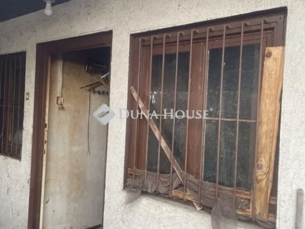 Eladó ház Ecser 30 nm