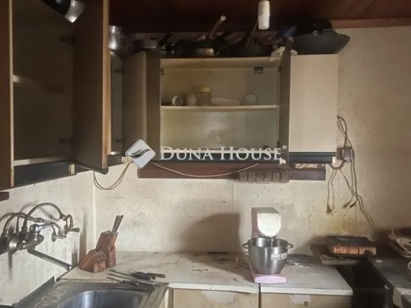 Eladó ház Ecser 30 nm