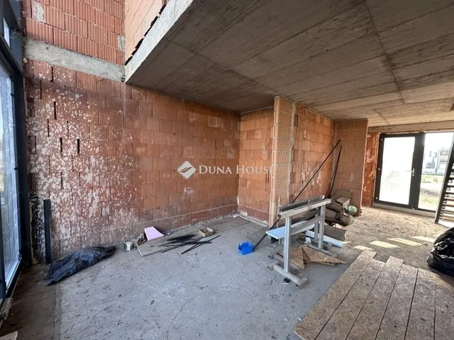 Eladó ház Budapest XVIII. kerület, Almáskert 420 nm
