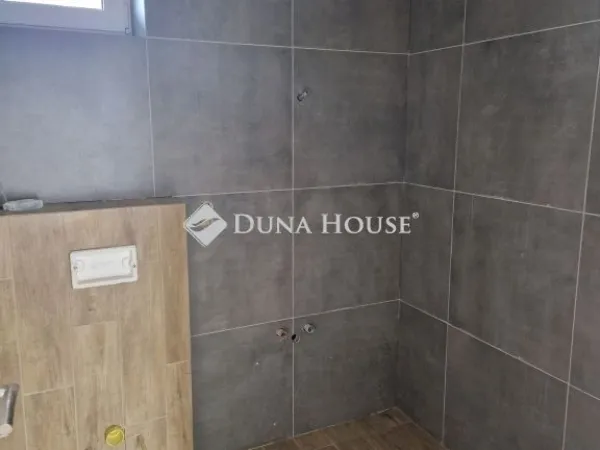 Eladó ház Üllő 95 nm