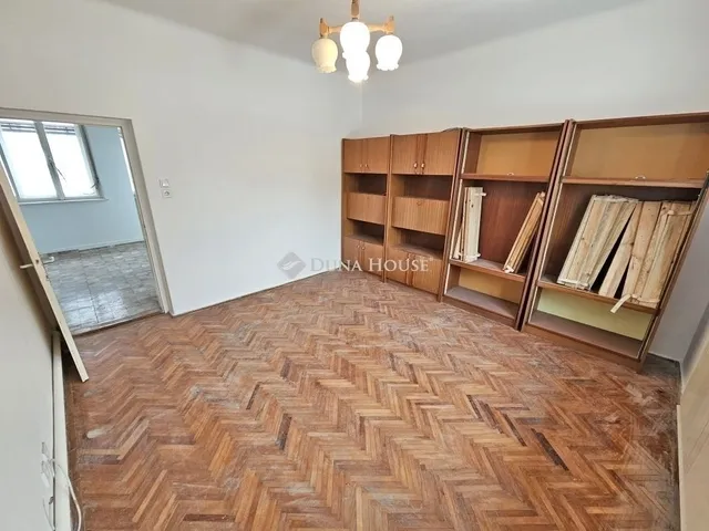 Eladó ház Budapest XVIII. kerület, Újpéteritelep 105 nm