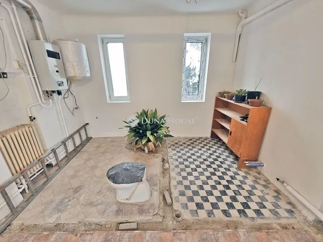 Eladó ház Budapest XVIII. kerület, Újpéteritelep 105 nm