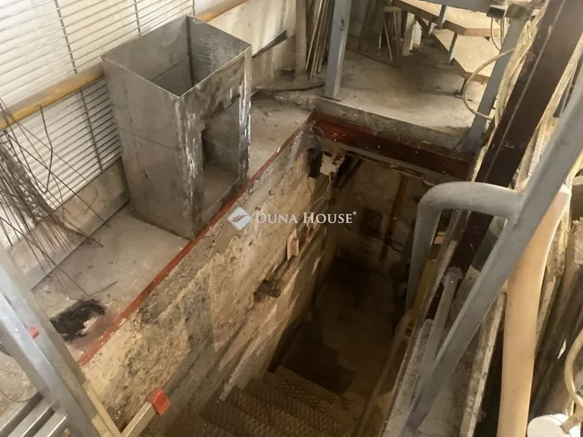 Eladó ház Monor 182 nm