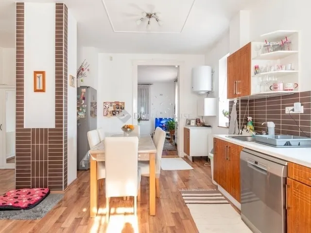 Eladó lakás Budapest XVIII. kerület, Miklóstelep 139 nm