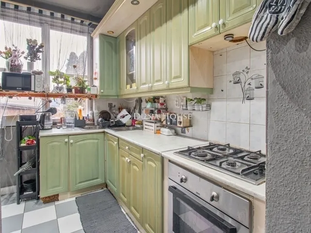 Eladó ház Budapest XVI. kerület, Rákosszentmihály 150 nm