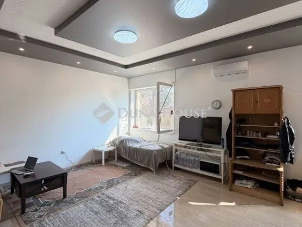 Eladó ház Vecsés 335 nm