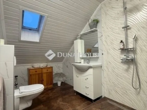 Eladó ház Vecsés 143 nm